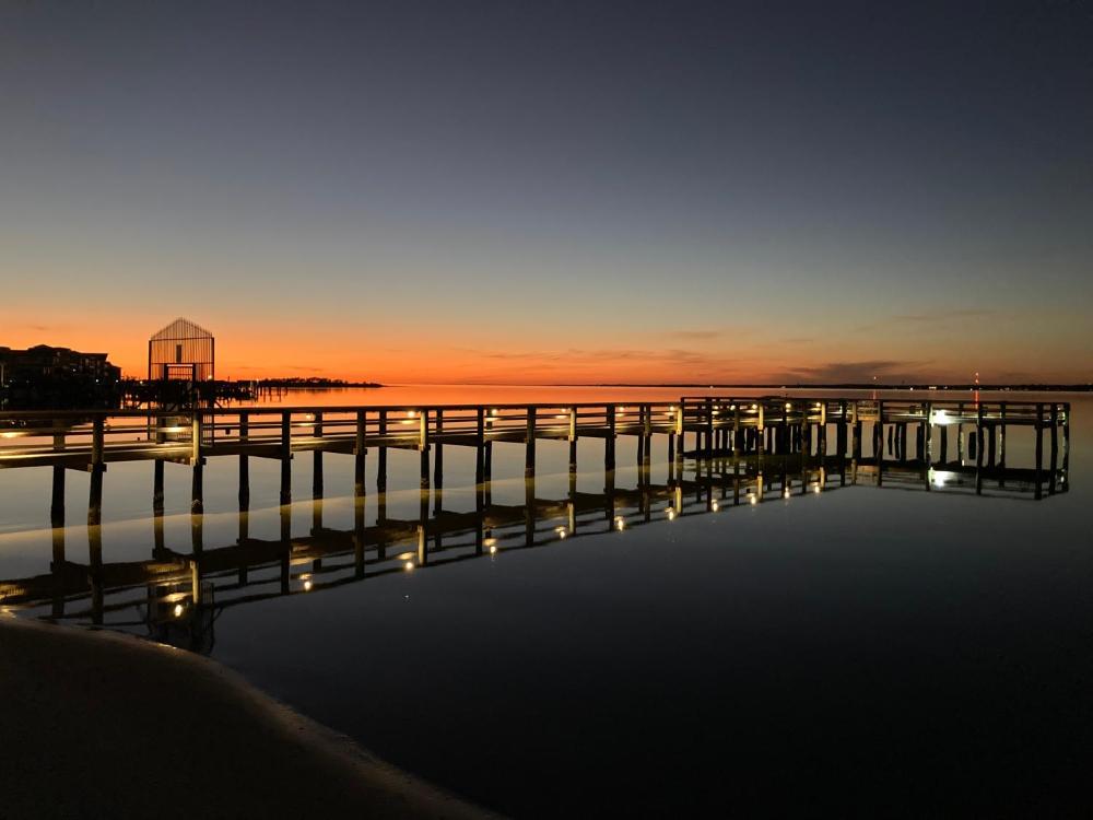 Sunset Harbor Palms 1-205, pool, fishing pier 2 guests